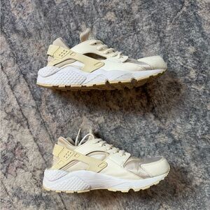 Nike Beige and Off-White Huarache Sneakers